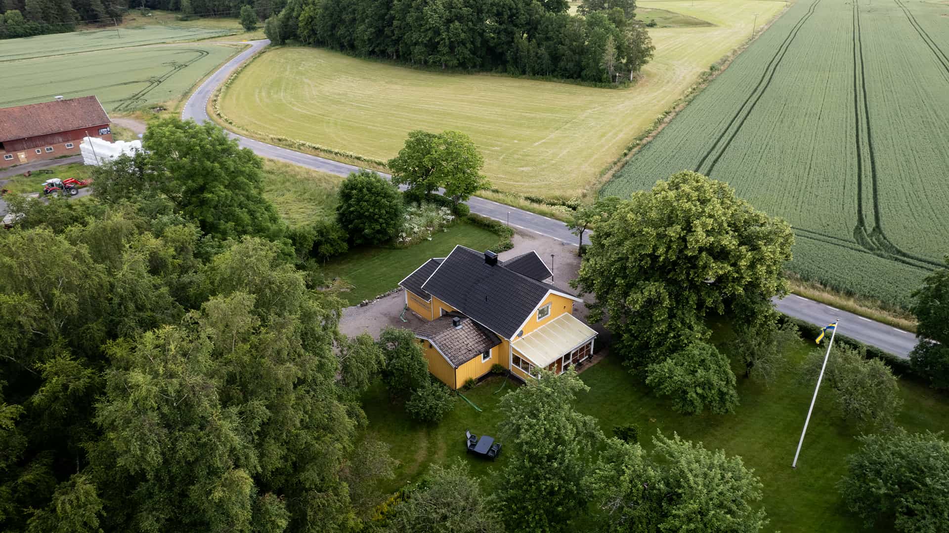 drone shot of a house in the countryside