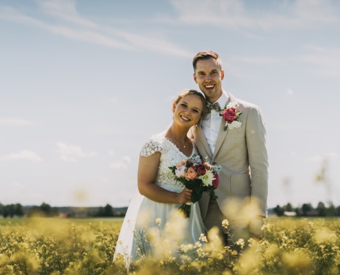 wedding couple on a summer field
