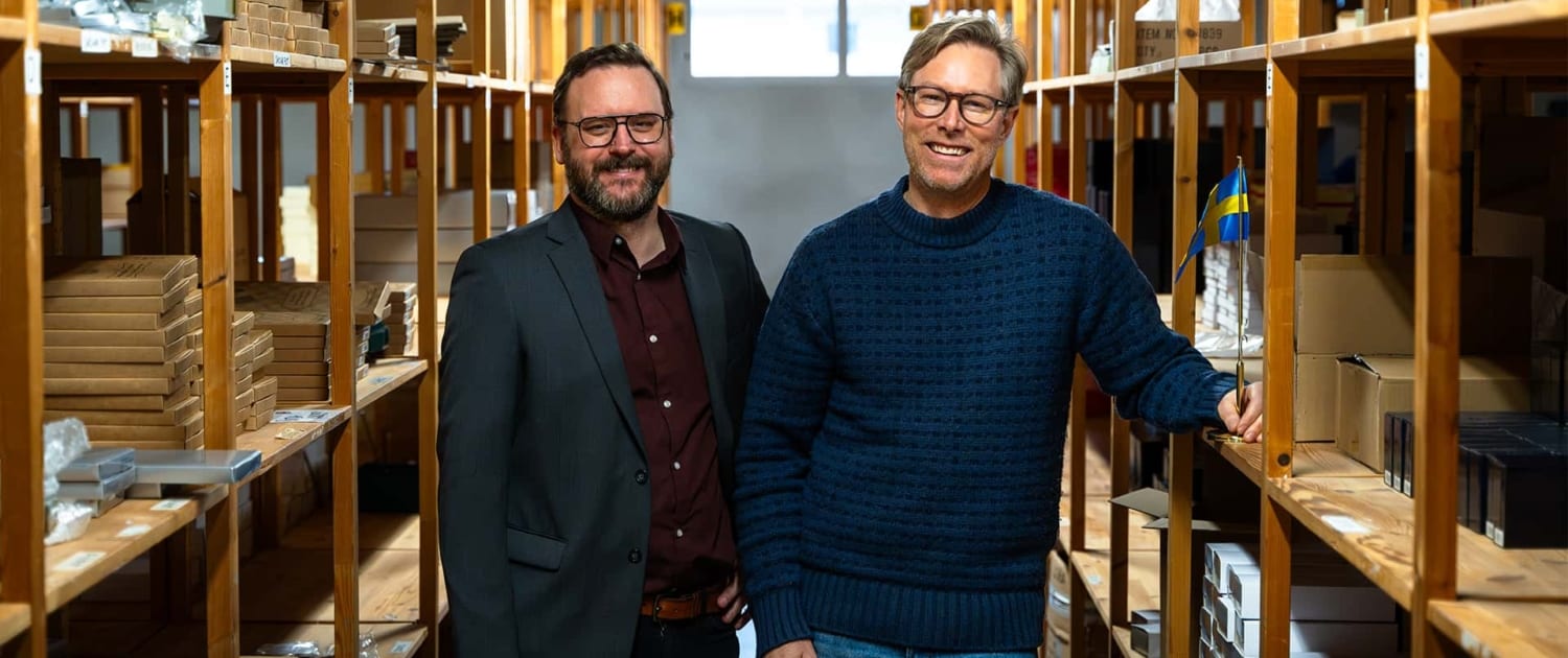 Daniel Gren, CEO at Nittio Media and Jonas Cardell, CEO at Dacapo Silver in a warehouse