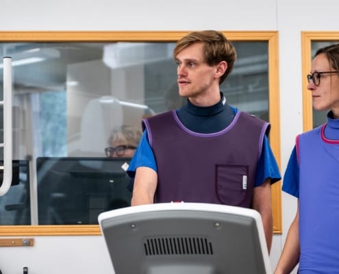 Healthcare personnel working in a X-ray room